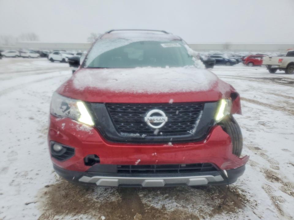 2020 Nissan Pathfinder sl