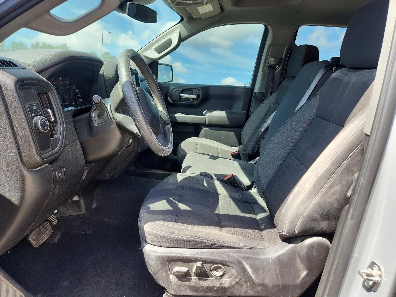 2024 Chevrolet Silverado C1500 Custom