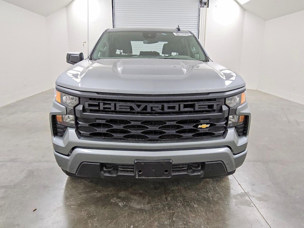 2025 Chevrolet Silverado C1500 Custom