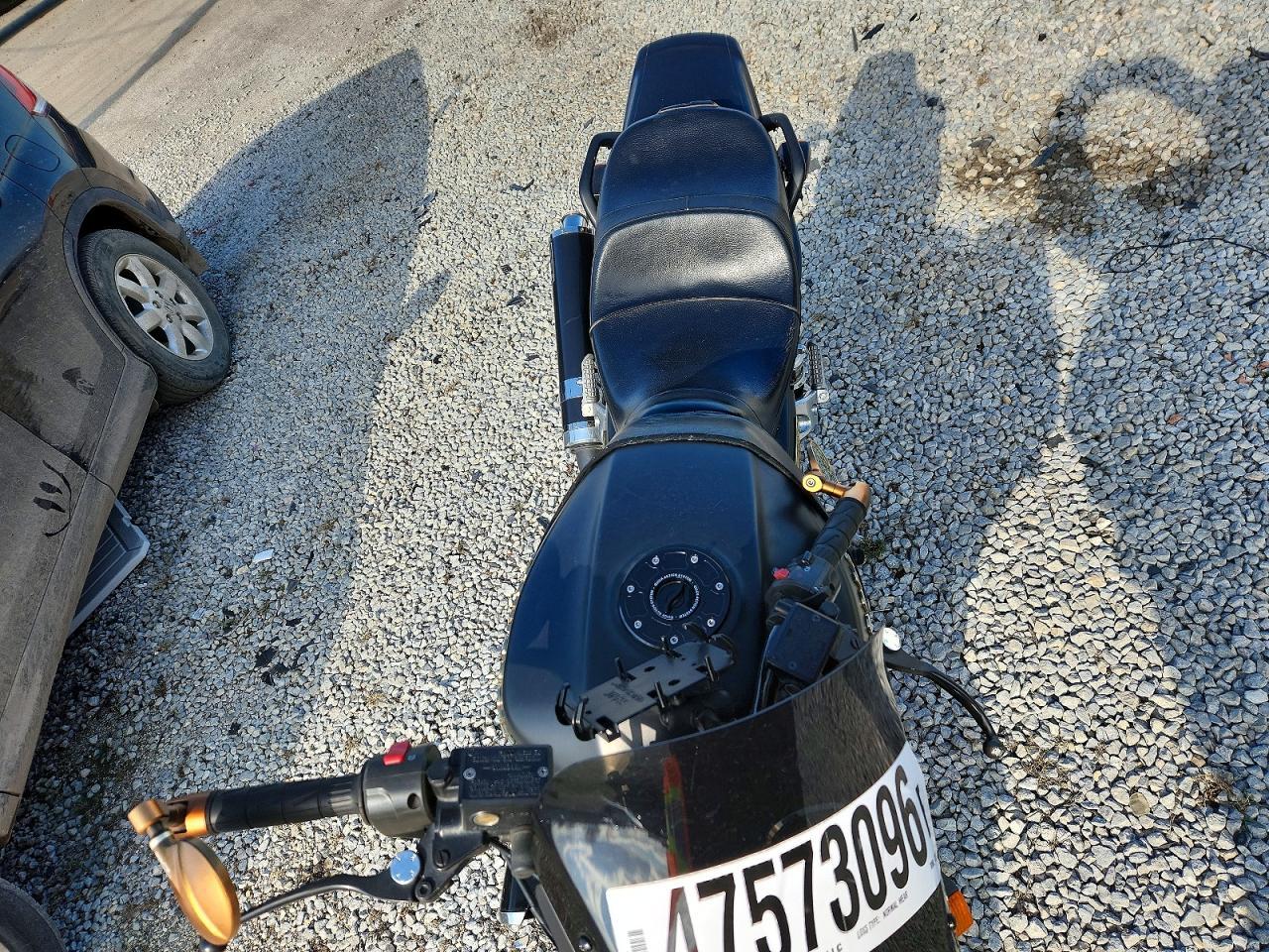 2000 Kawasaki ZR1100