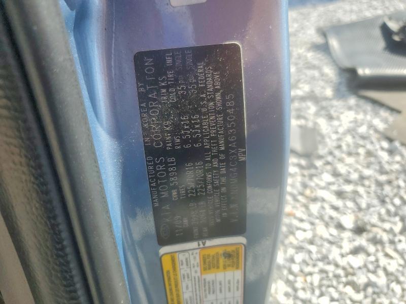 2010 KIA Sedona Base