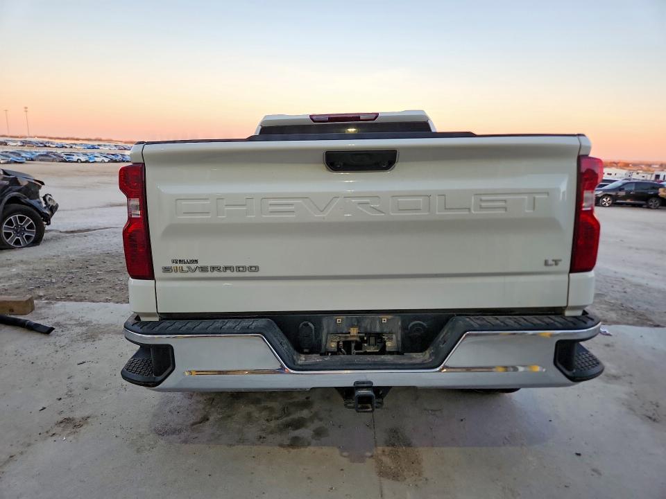2025 Chevrolet Silverado K1500 LT
