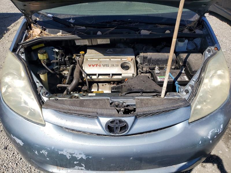 2006 Toyota Sienna le 7 Passenger