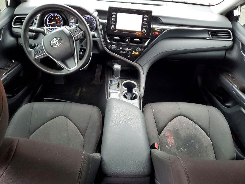 2022 Toyota Camry le