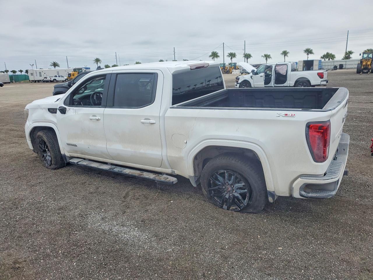 2021 GMC Sierra K1500 Elevation