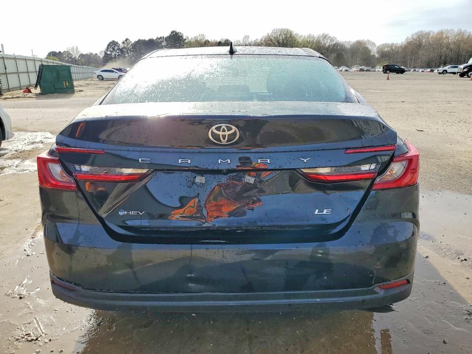 2026 Toyota Camry le