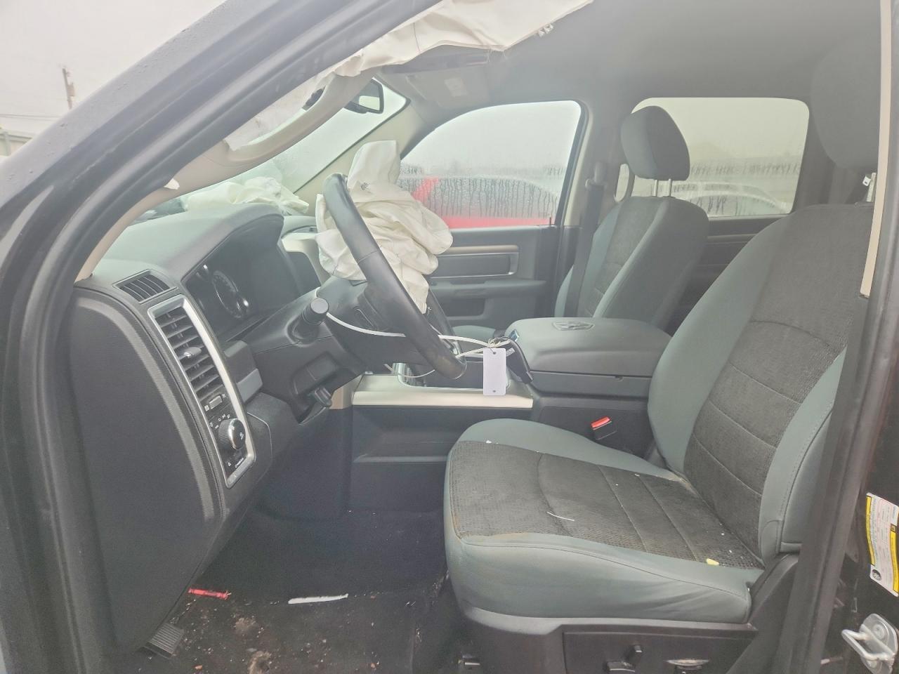 2017 Dodge RAM 1500 SLT
