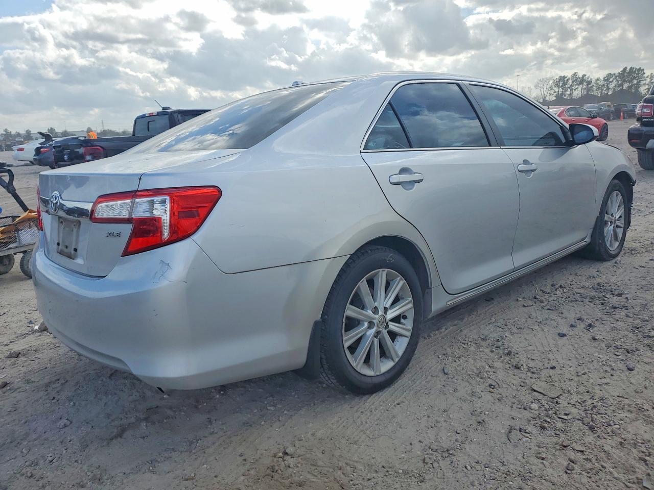 2014 Toyota Camry xle