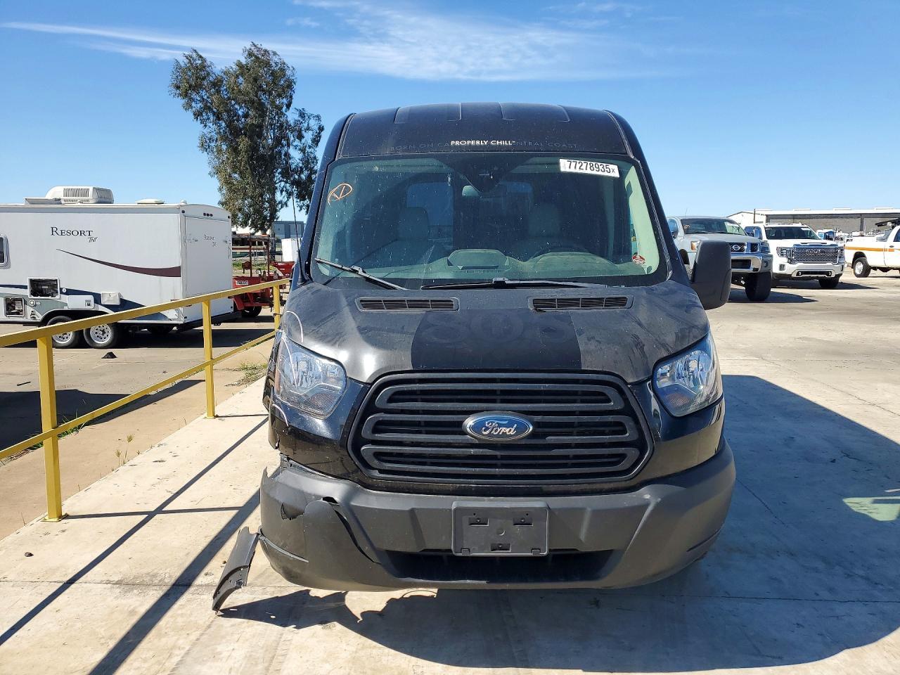 2019 Ford Transit T-150