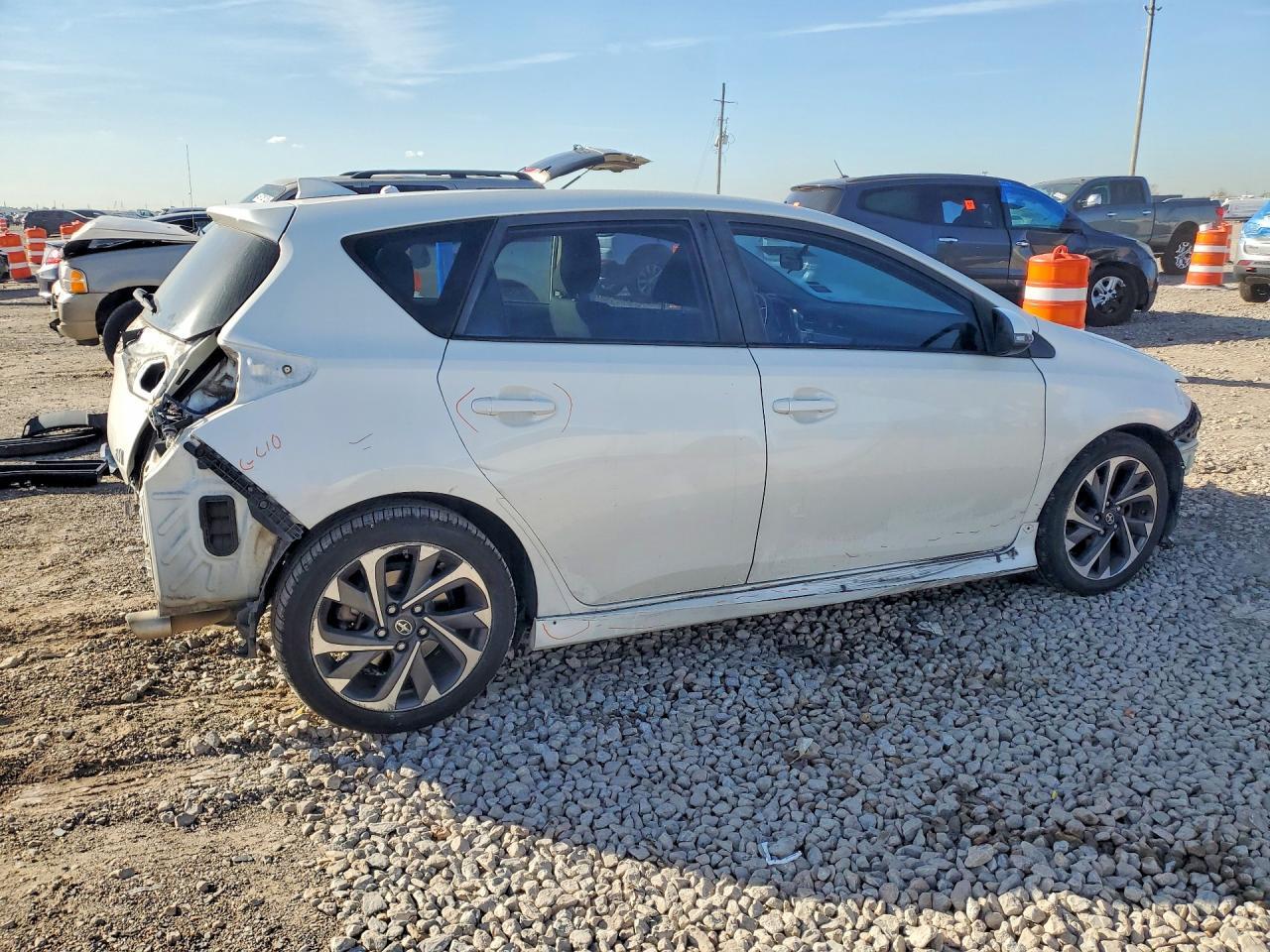 2016 Scion Im Base