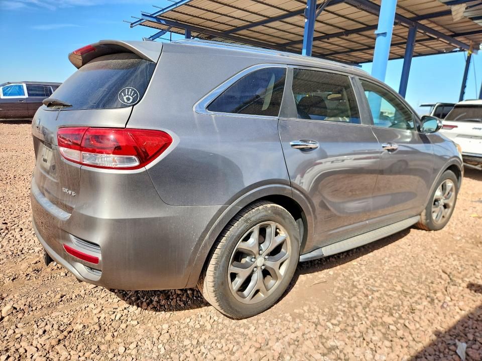 2016 KIA Sorento sx V6