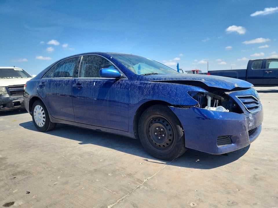 2011 Toyota Camry le