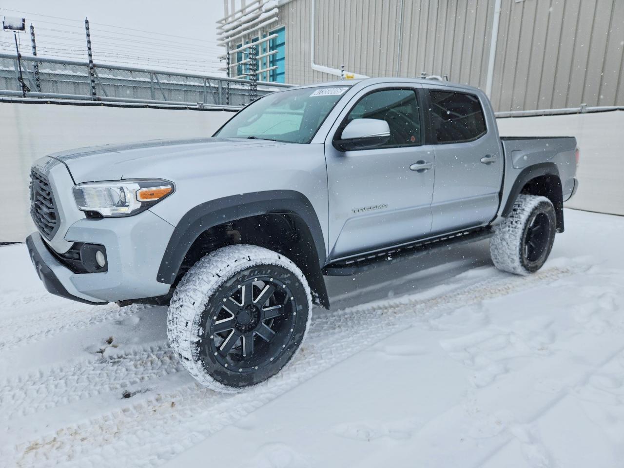 2022 Toyota Tacoma SR V6