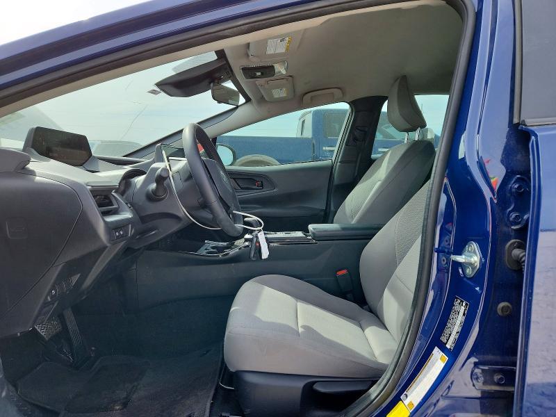 2025 Toyota Prius le