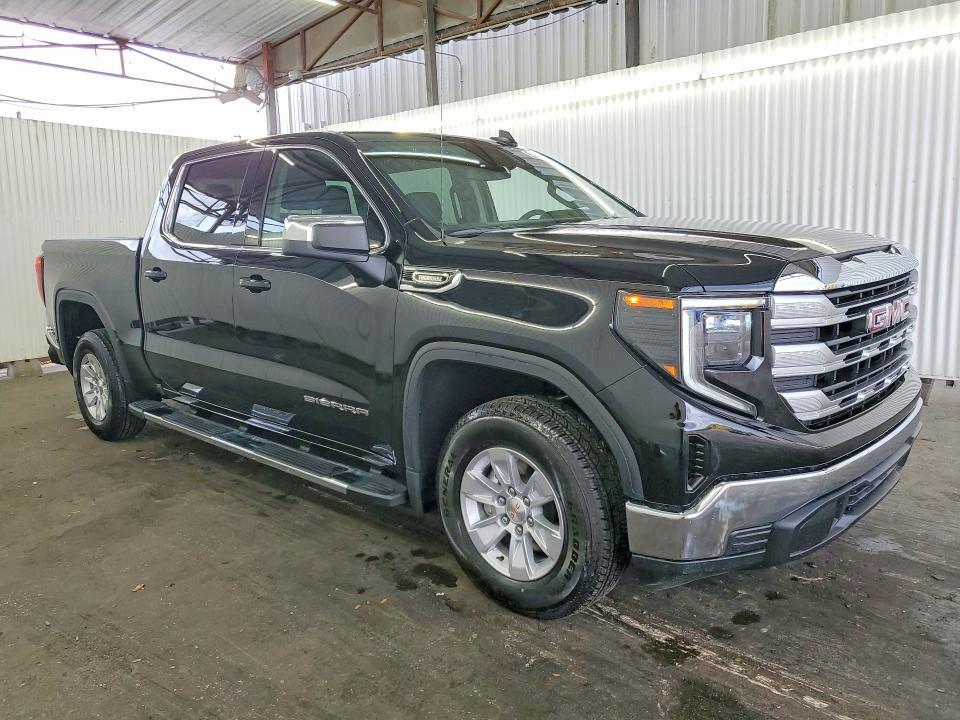 2026 GMC Sierra C1500 SLE