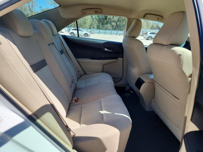 2014 Toyota Camry le