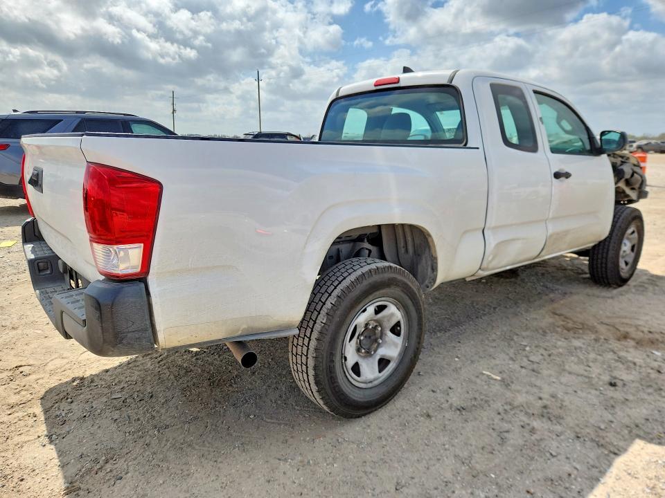 2017 Toyota Tacoma SR