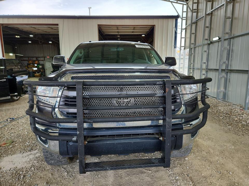2015 Toyota Tundra SR5
