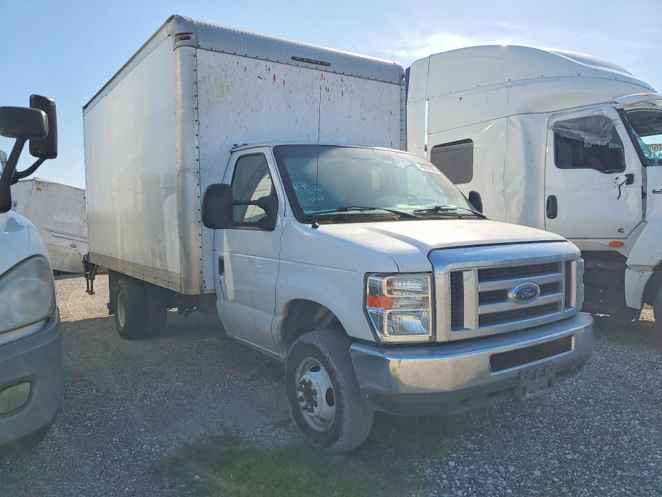 2019 Ford E350 BOX Truck