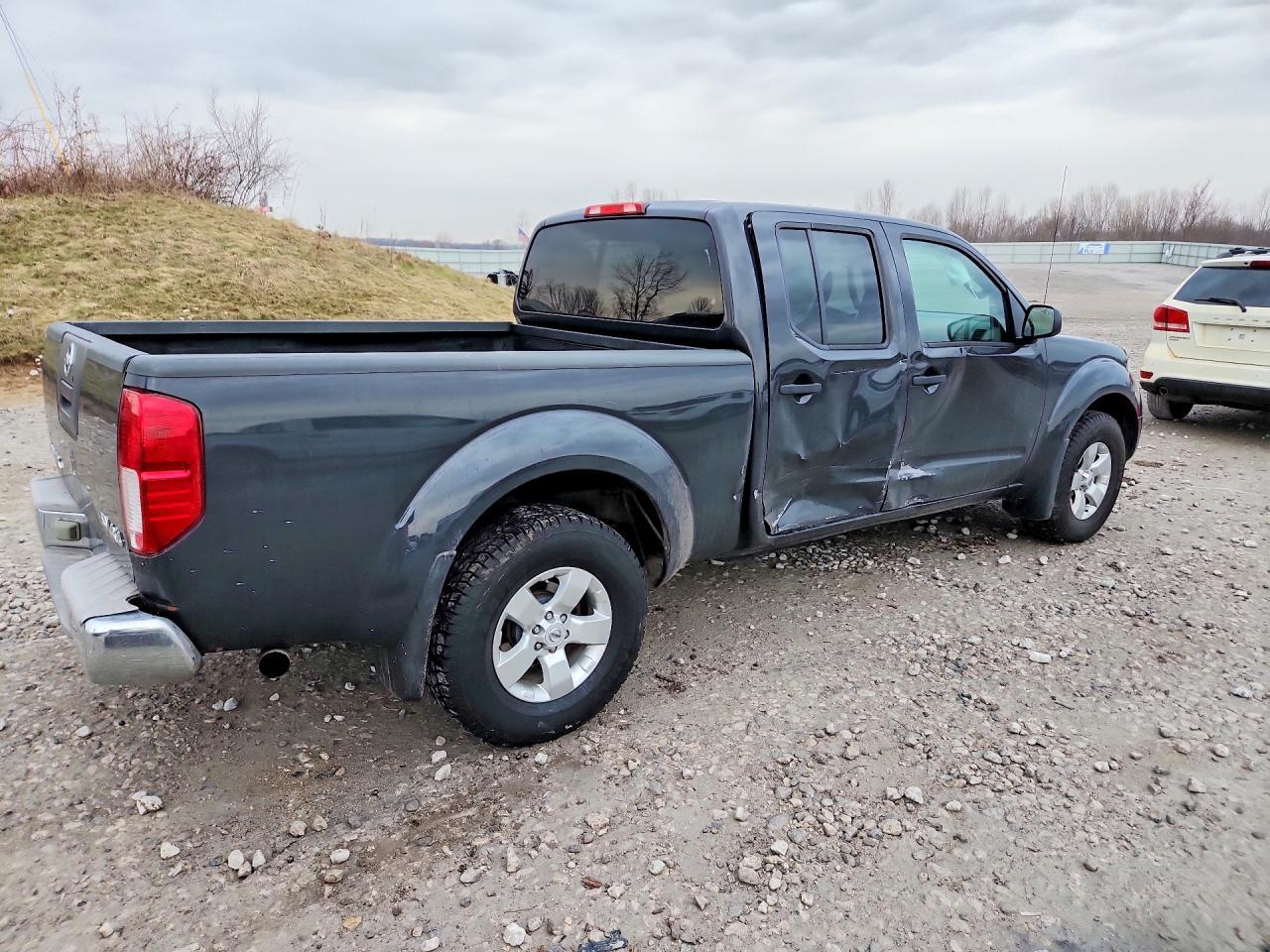 2012 Nissan Frontier SV V6