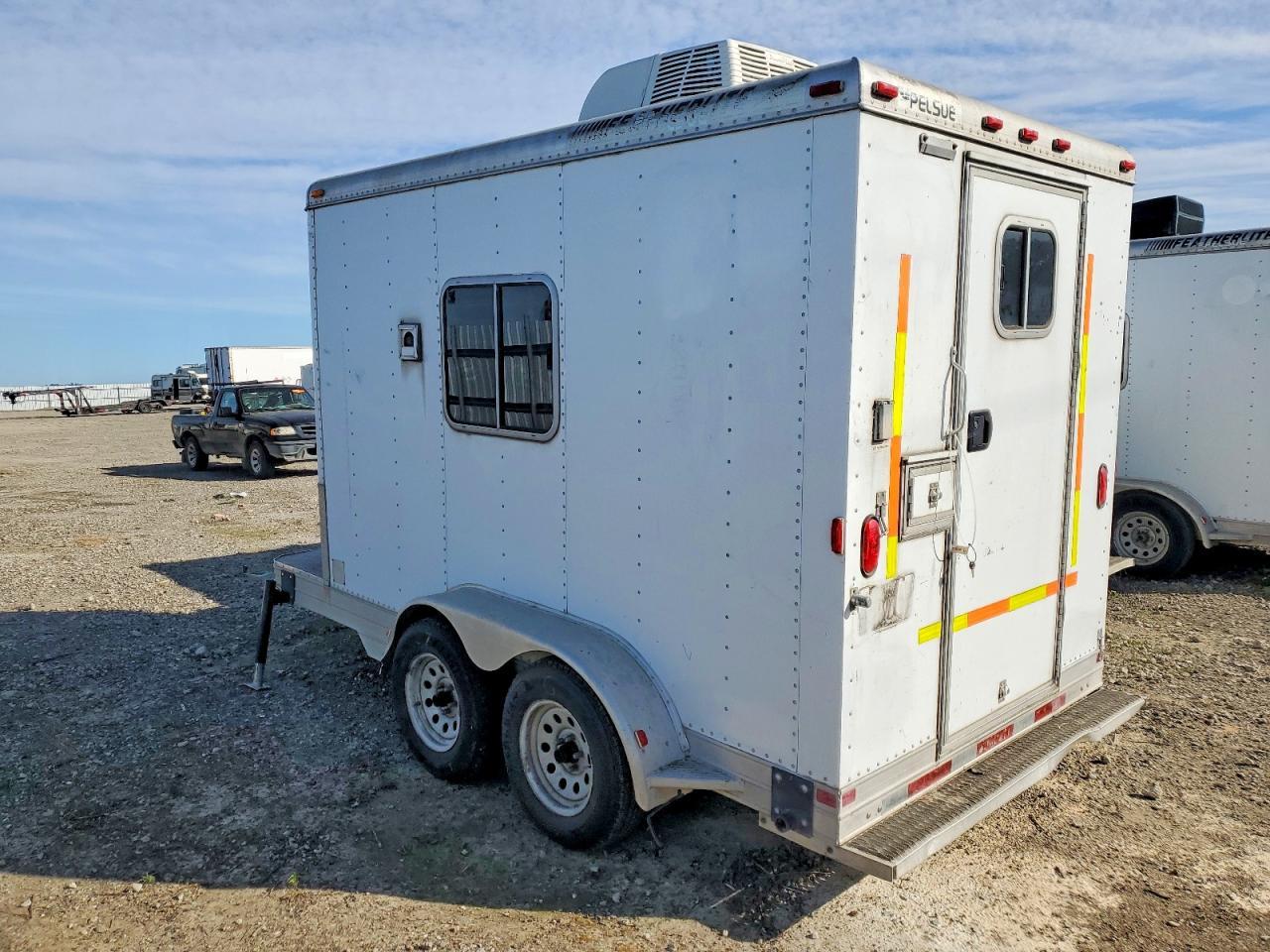 2000 Pelsue Fist 11 Fiber Optic Splicing Trailer