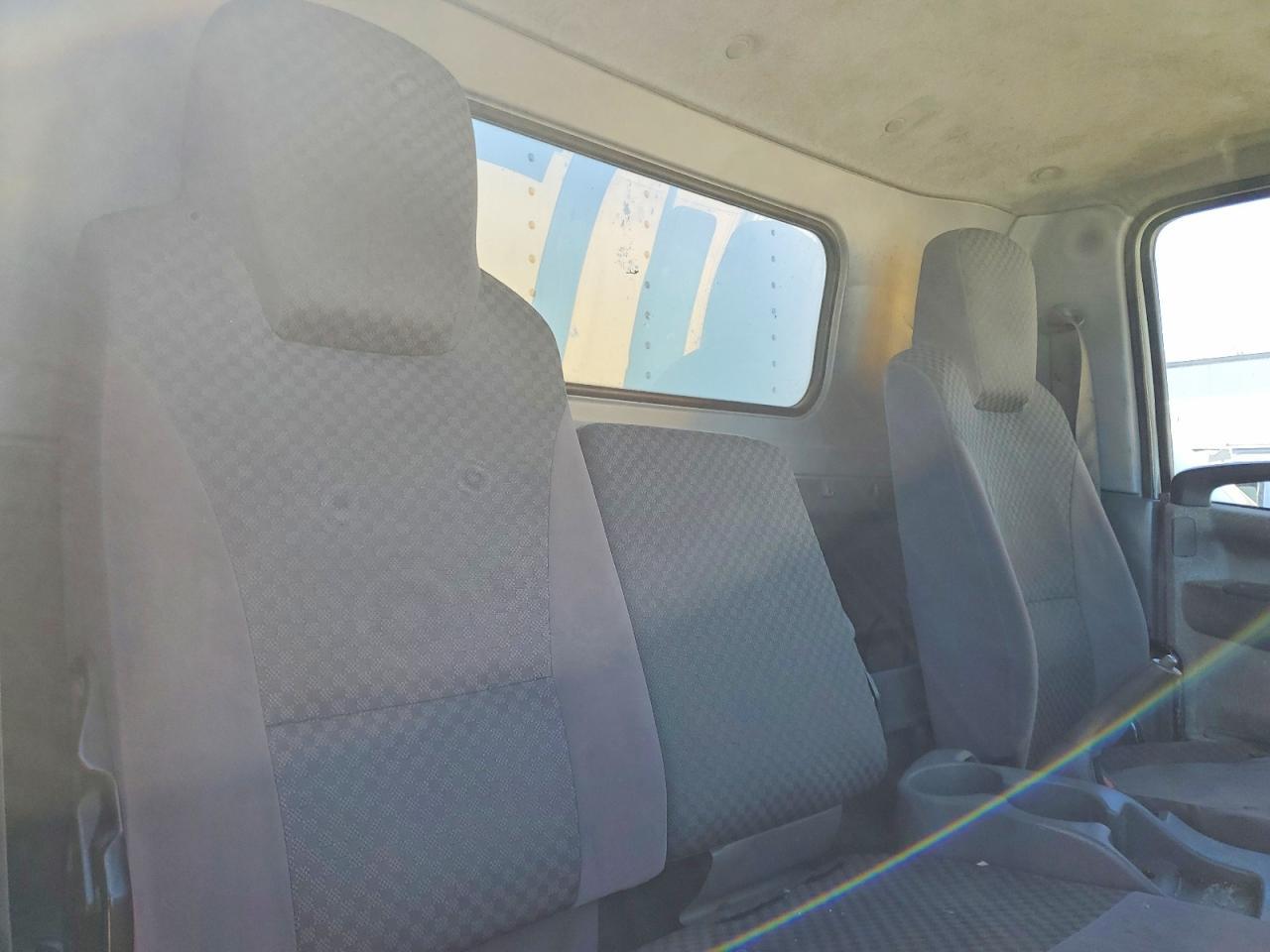 2012 Isuzu NPR HD BOX Truck