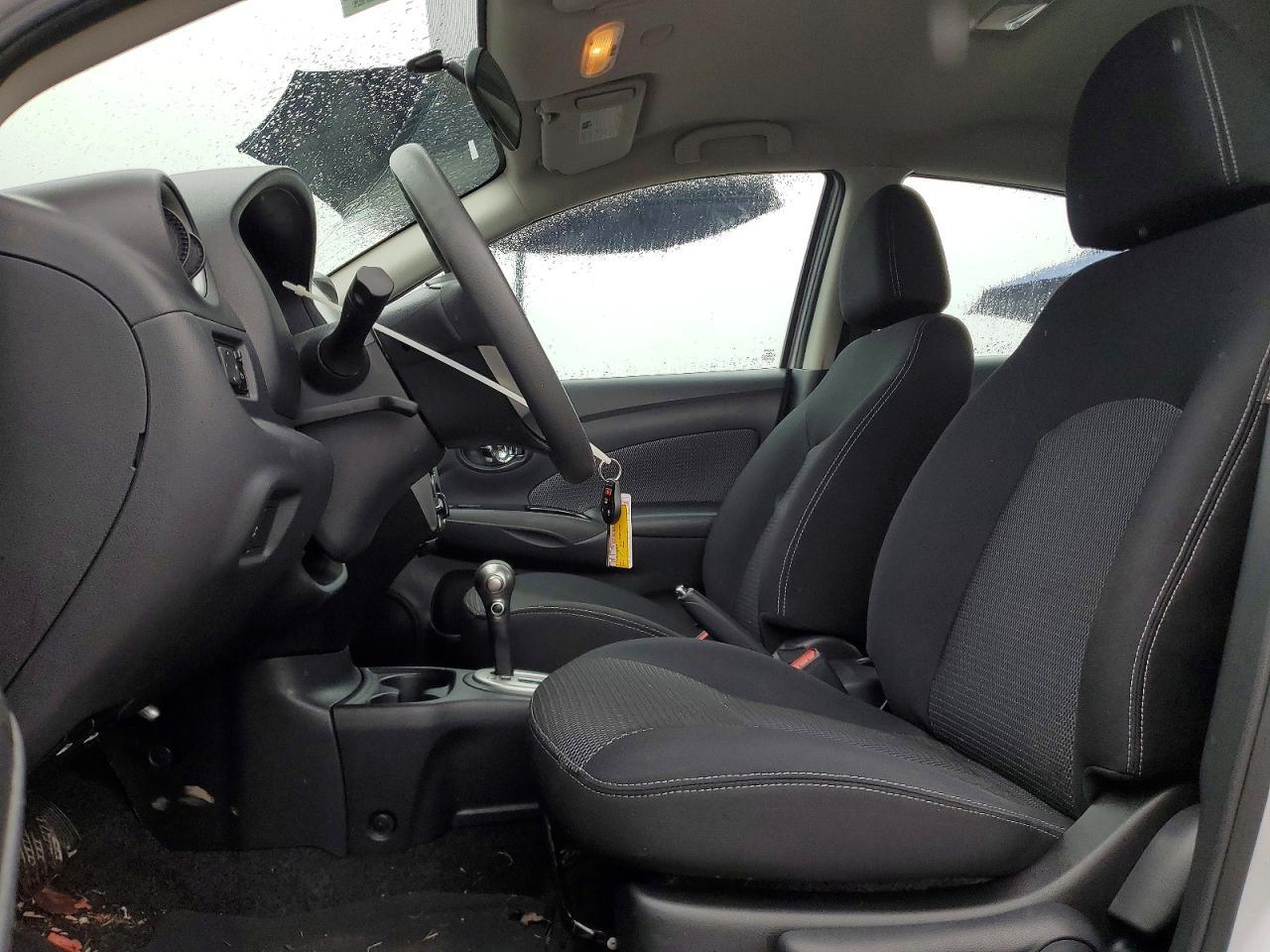 2015 Nissan Versa 1.6 sv