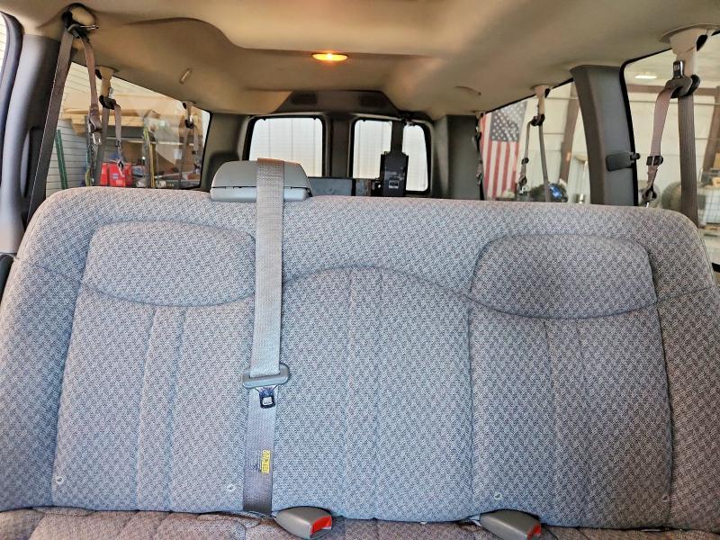 2004 Chev Express G3500