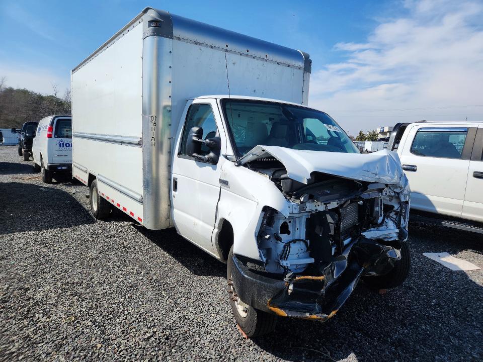 2022 Ford E350 BOX Truck