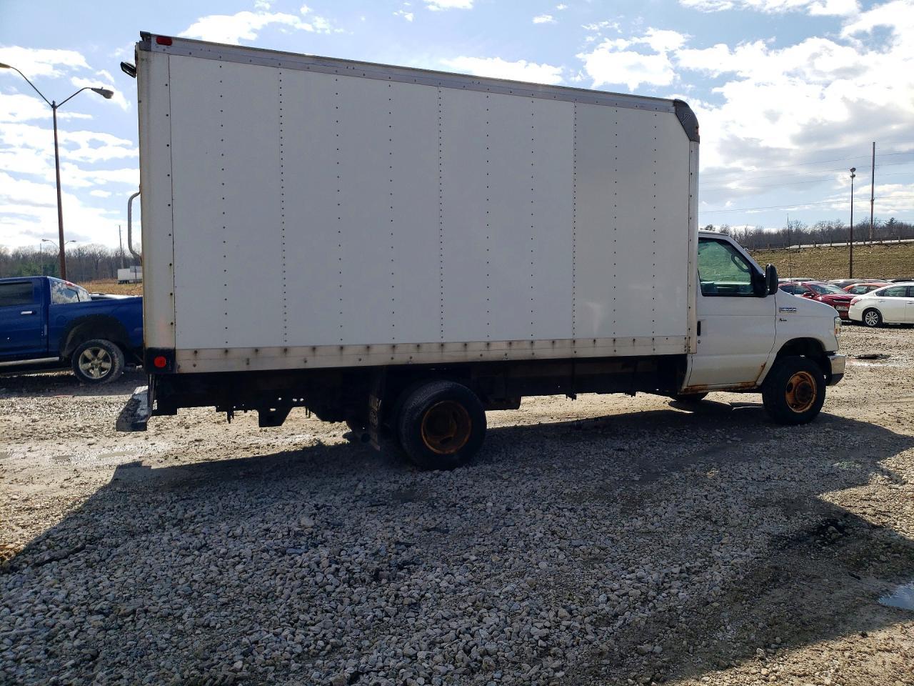 2014 Ford E350 BOX Truck
