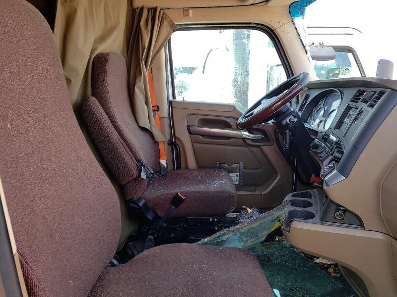 2019 Kenworth T680 Semi Truck