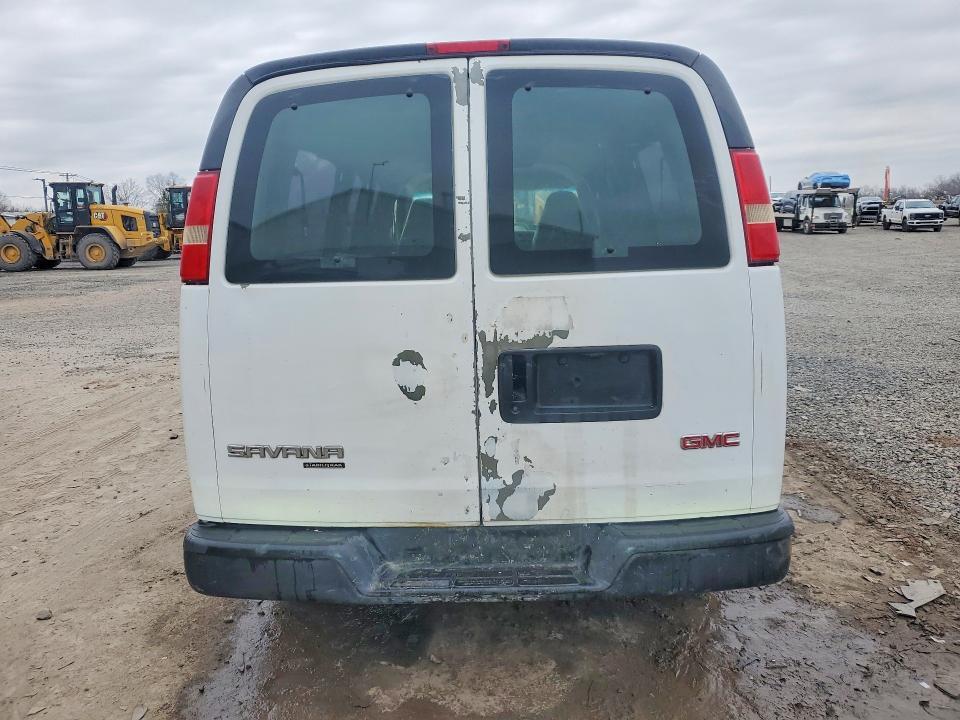 2006 GMC Savana G3500