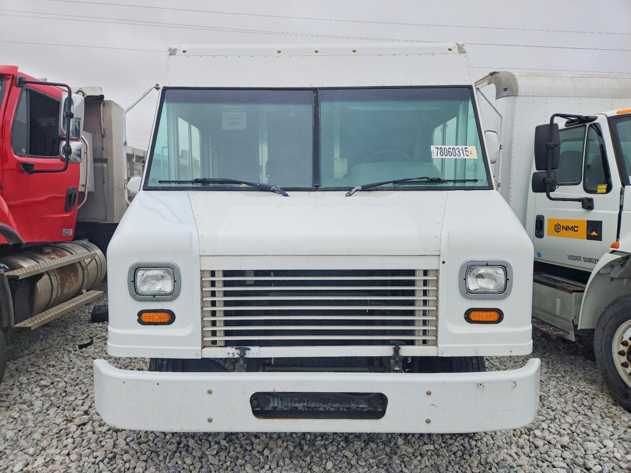 2013 Freightliner MT45G Delivery Truck
