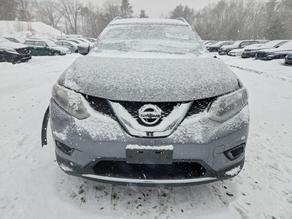 2016 Nissan Rogue sv