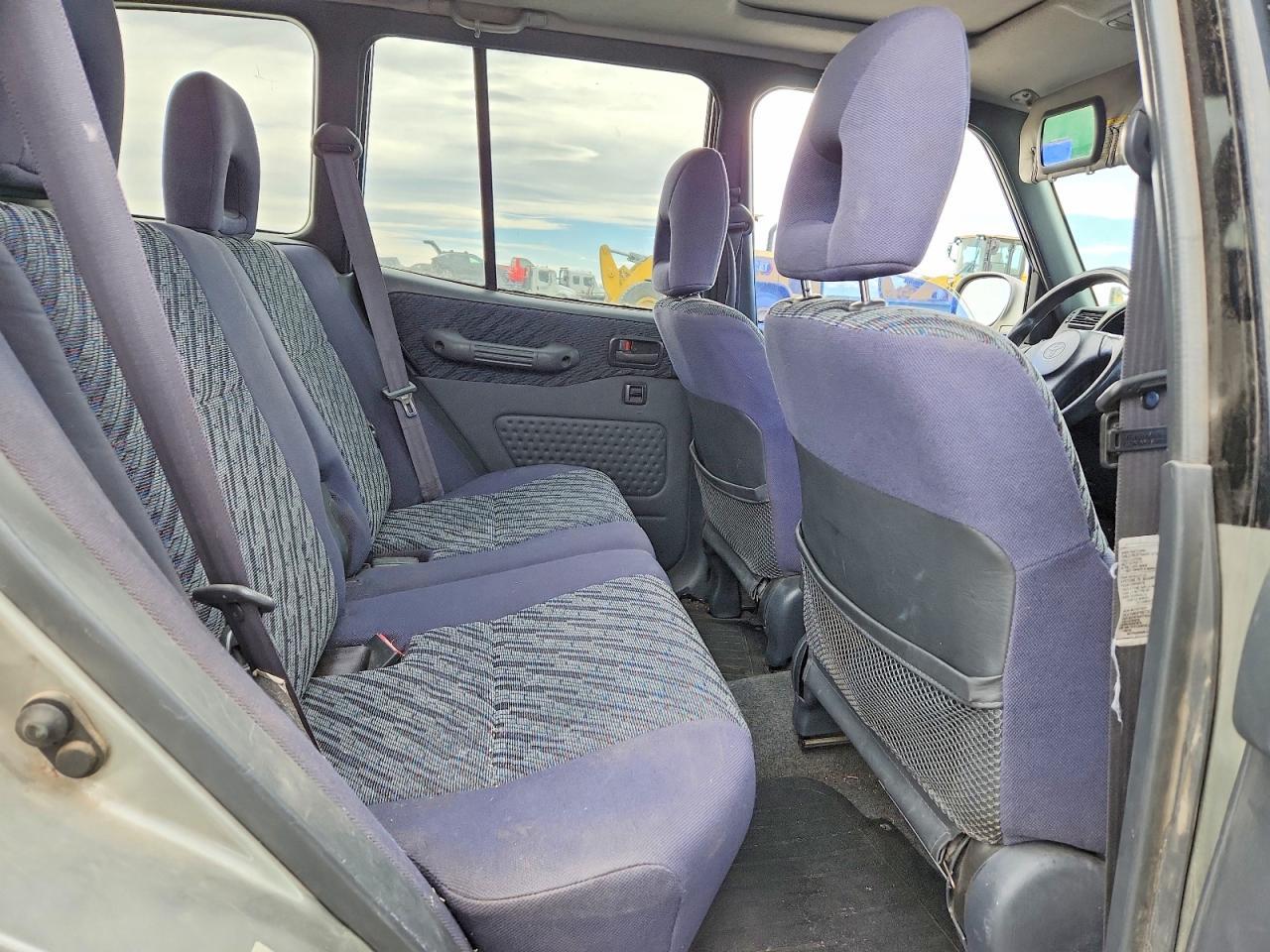 2000 Toyota Rav4 Base