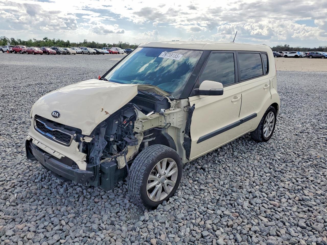 2013 KIA Soul +