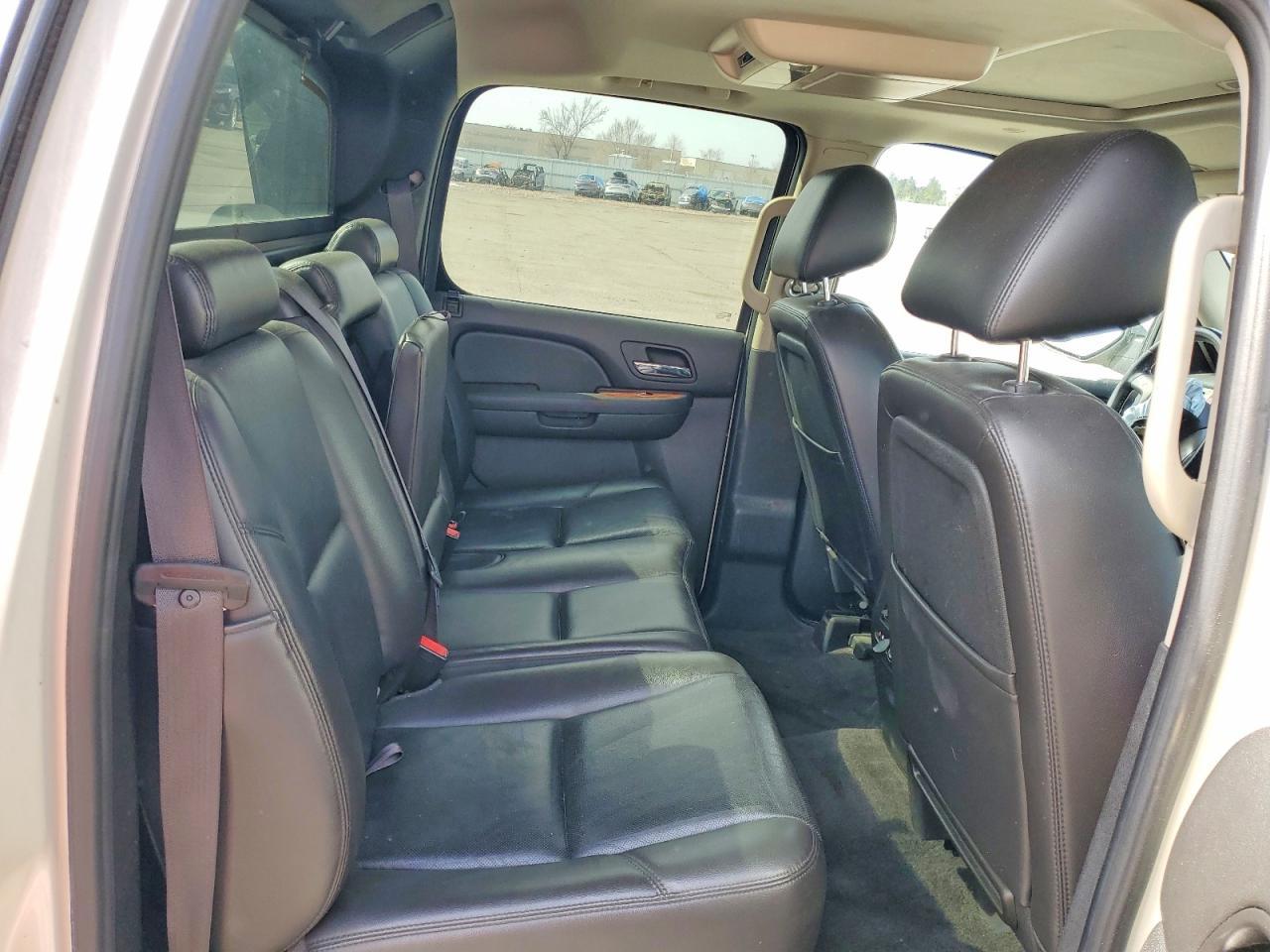 2011 Chevrolet Avalanche LTZ