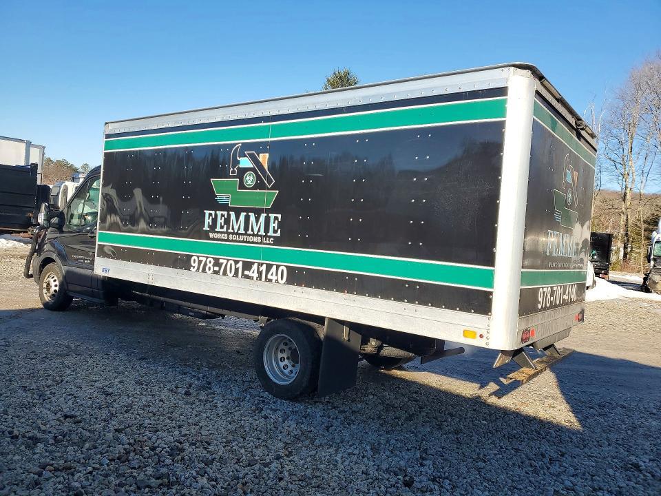 2022 Ford Transit BOX Truck