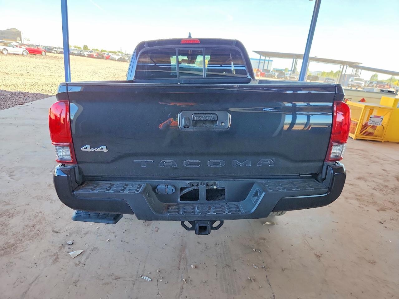 2022 Toyota Tacoma SR5 V6