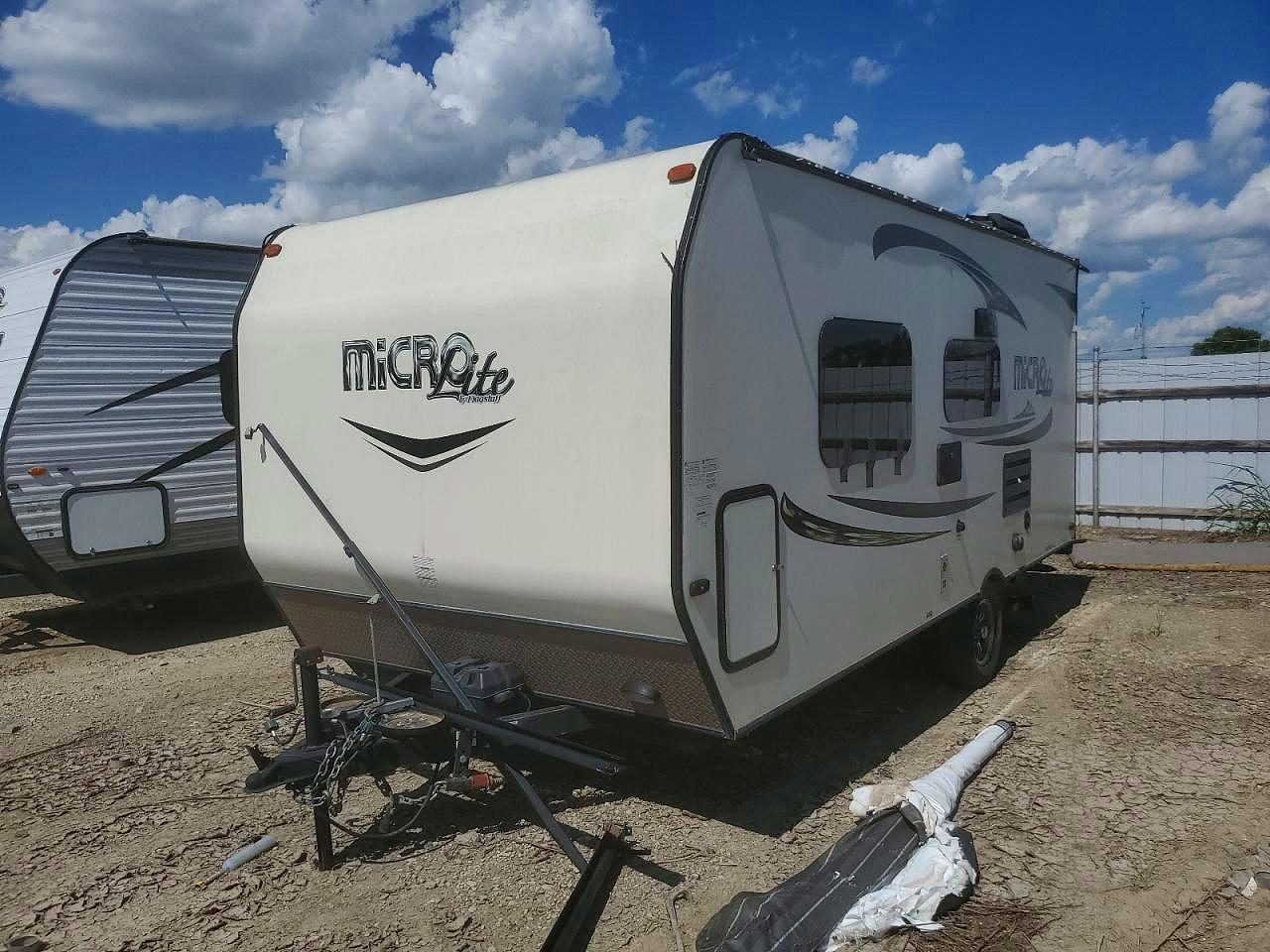 2016 Forest River 2016 Fore Microlite-Camper