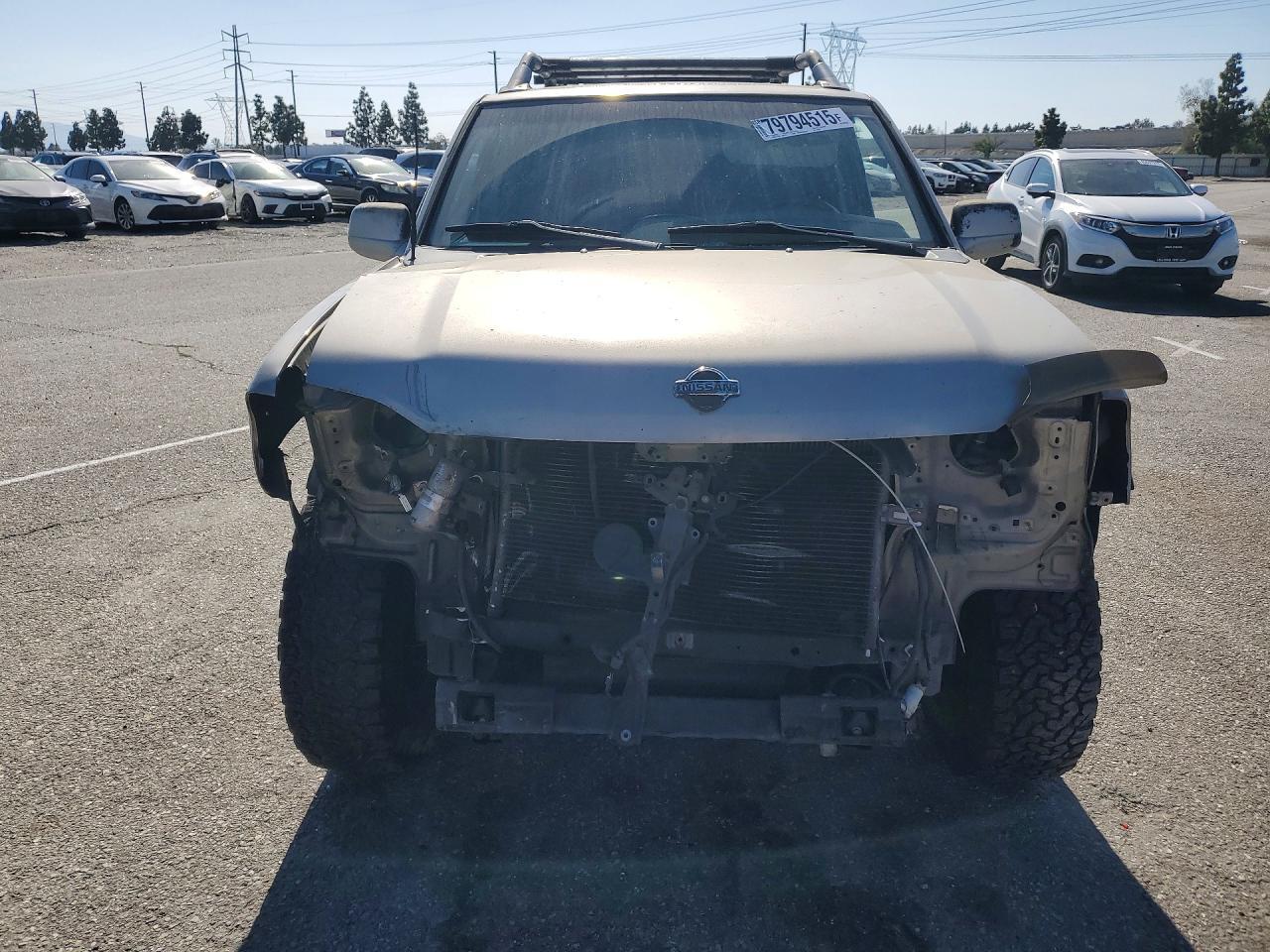 2001 Nissan Frontier XE