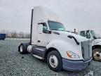 2016 Kenworth T680 Semi Truck