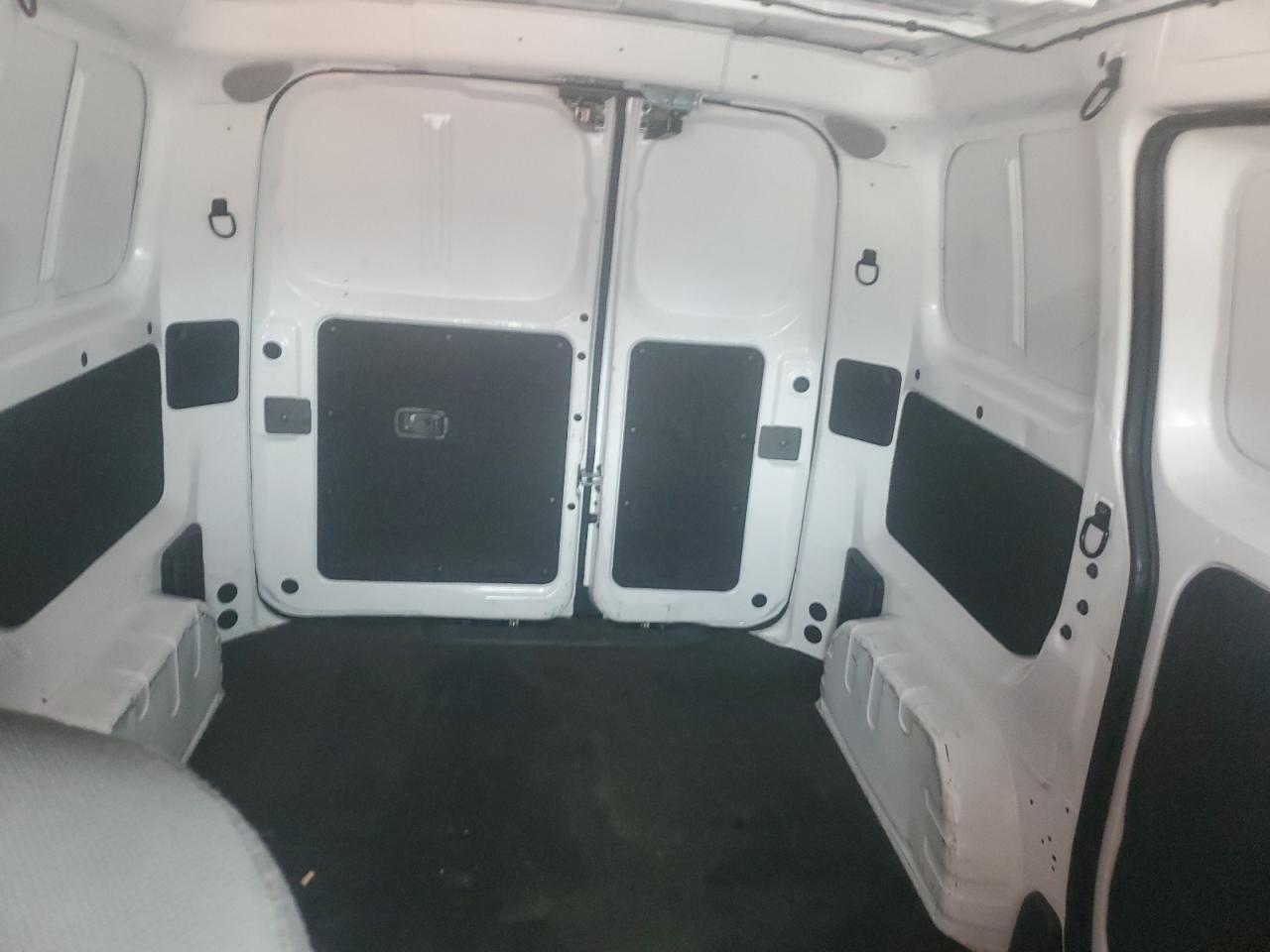 2021 Nissan NV200 SV