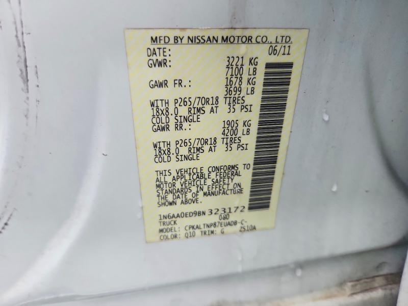 2011 Nissan Titan SV