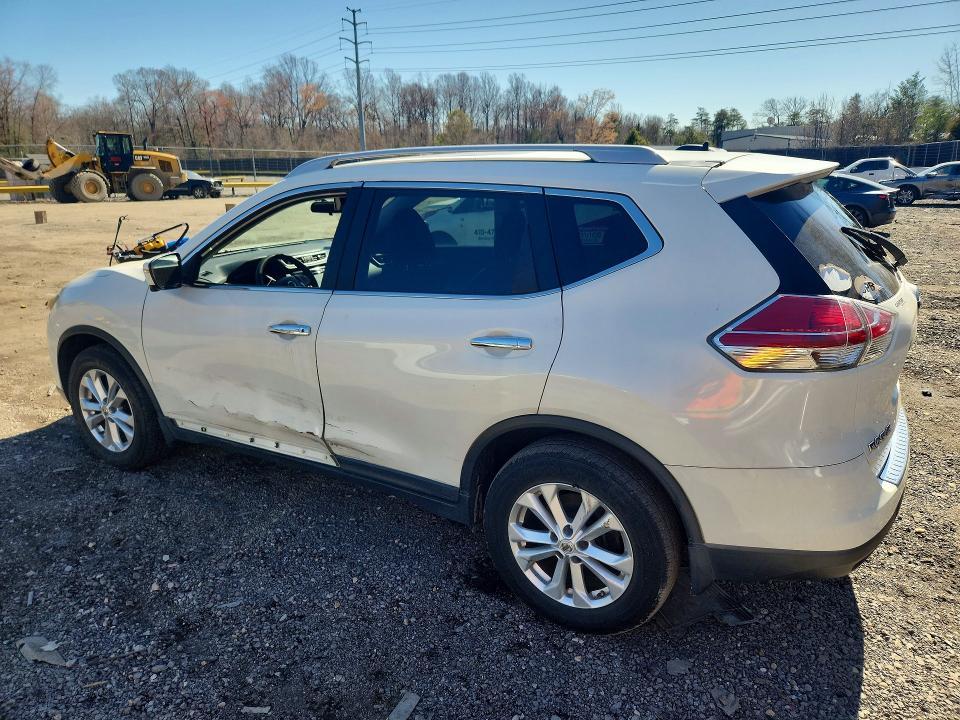 2015 Nissan Rogue sv