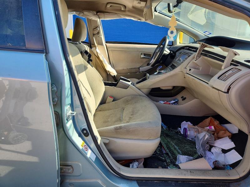 2015 Toyota Prius two