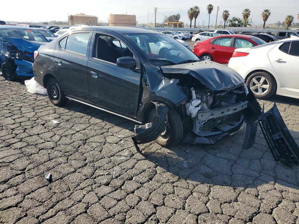 2024 Mitsubishi Mirage G4 es
