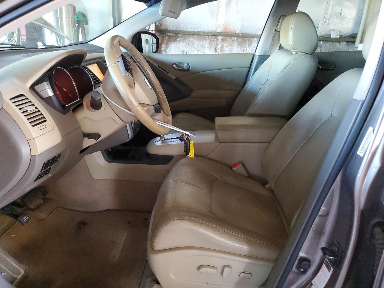 2010 Nissan Murano s