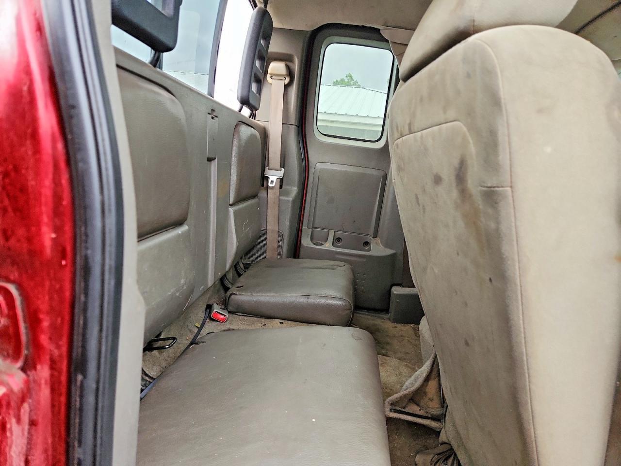 2006 Mitsubishi Raider Durocross