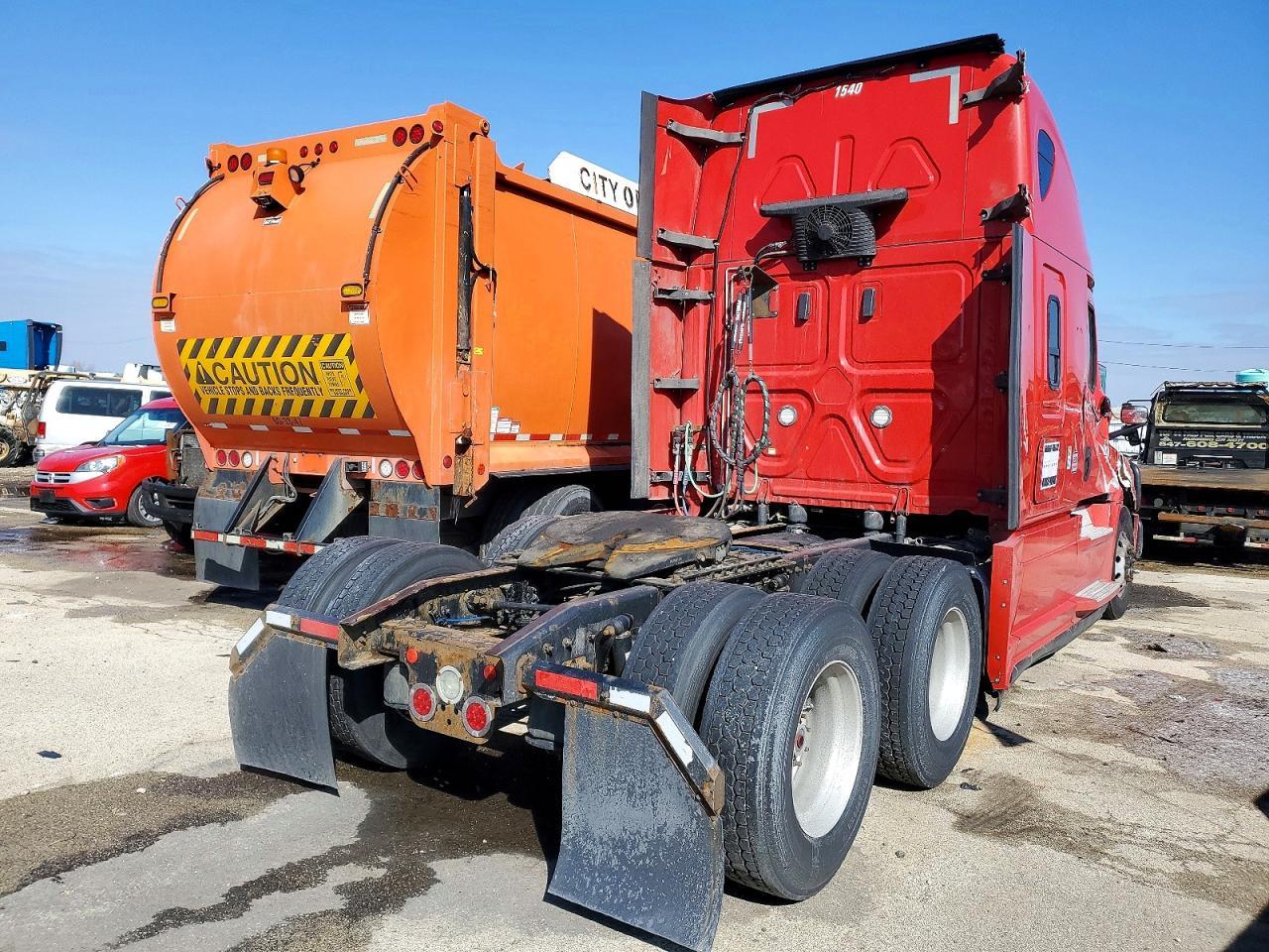 2019 Freightliner Cascadia 126
